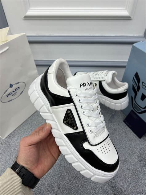 prada milano erkek ayakkabı